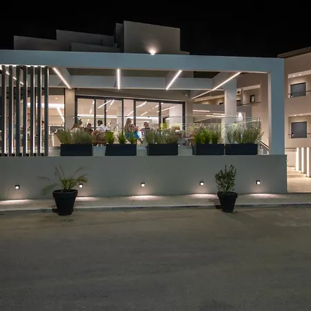 Hotel Mare Village 4*