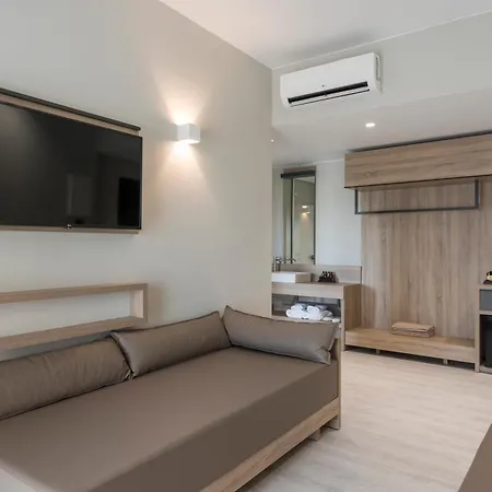 Mare Village Jeorjúpoli